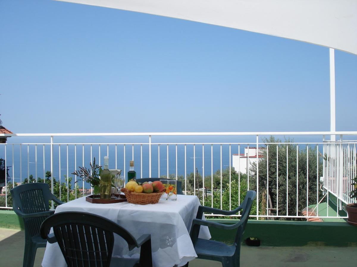 Olindo Apartment E Cristina Apartments 비코에쿠엔세 외부 사진