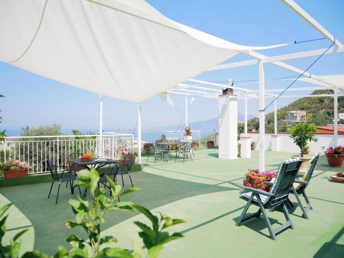 Olindo Apartment E Cristina Apartments 비코에쿠엔세 외부 사진