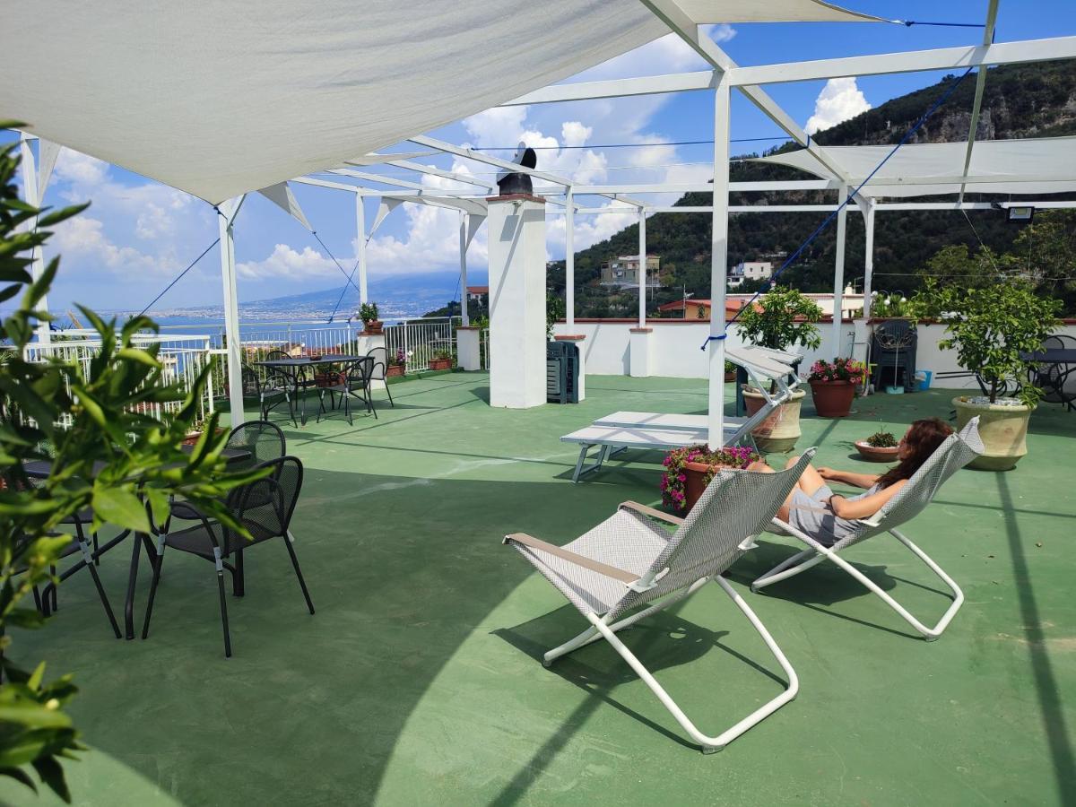 Olindo Apartment E Cristina Apartments 비코에쿠엔세 외부 사진