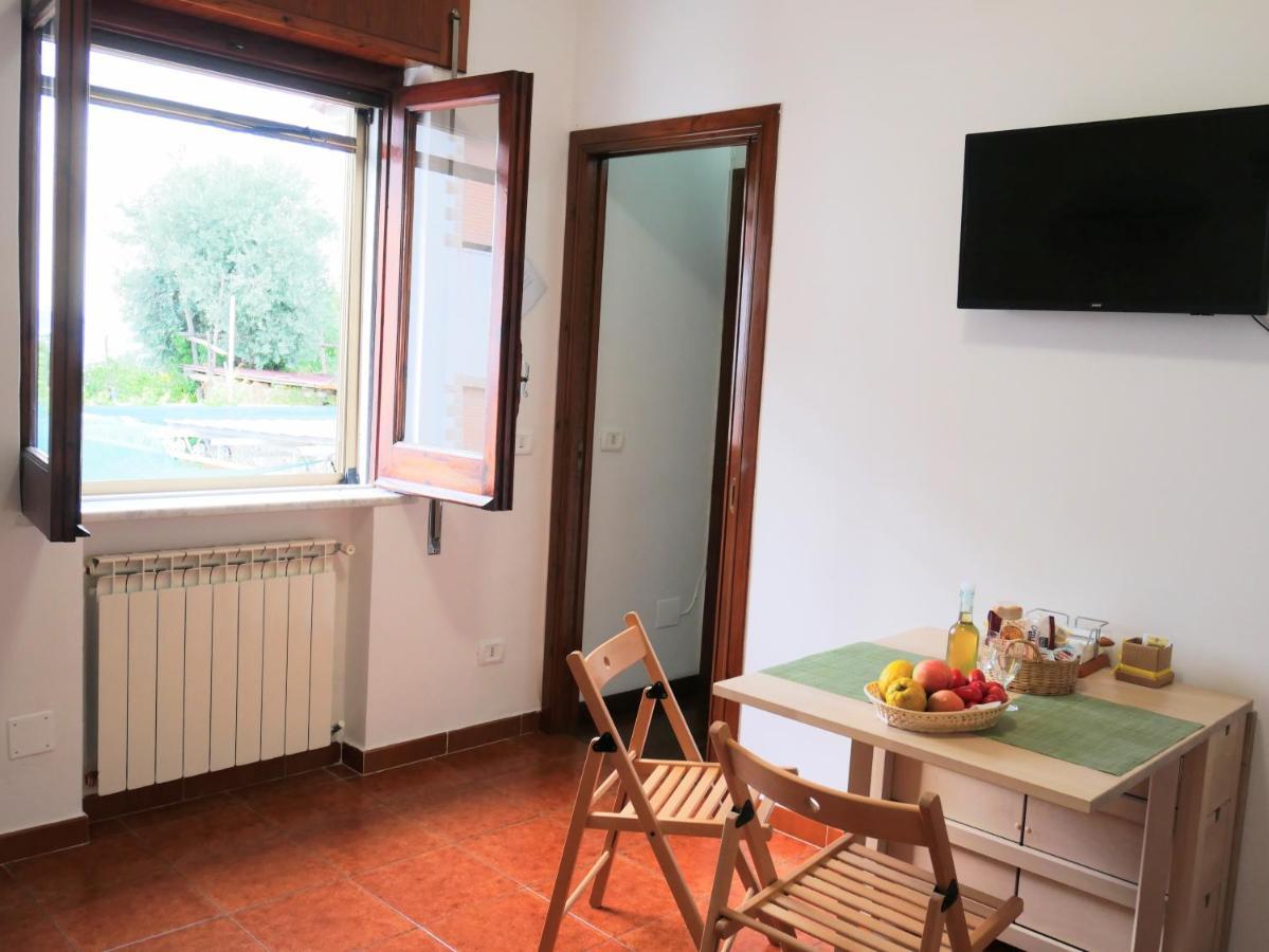 Olindo Apartment E Cristina Apartments 비코에쿠엔세 외부 사진